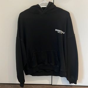 Essentials fear of god hoodie S